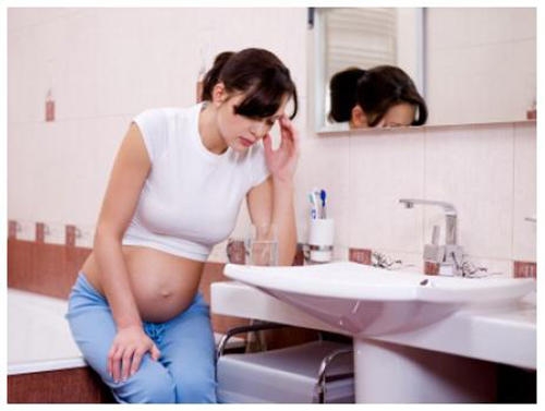 Bệnh táo bón khiến các mẹ mang thai khó chịu