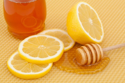 Chanh mật ong trước khi ăn để giảm cân hiệu quả